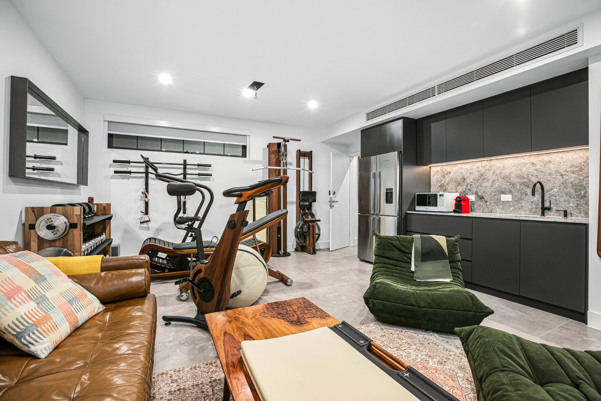 Bulleen Residence — home gym